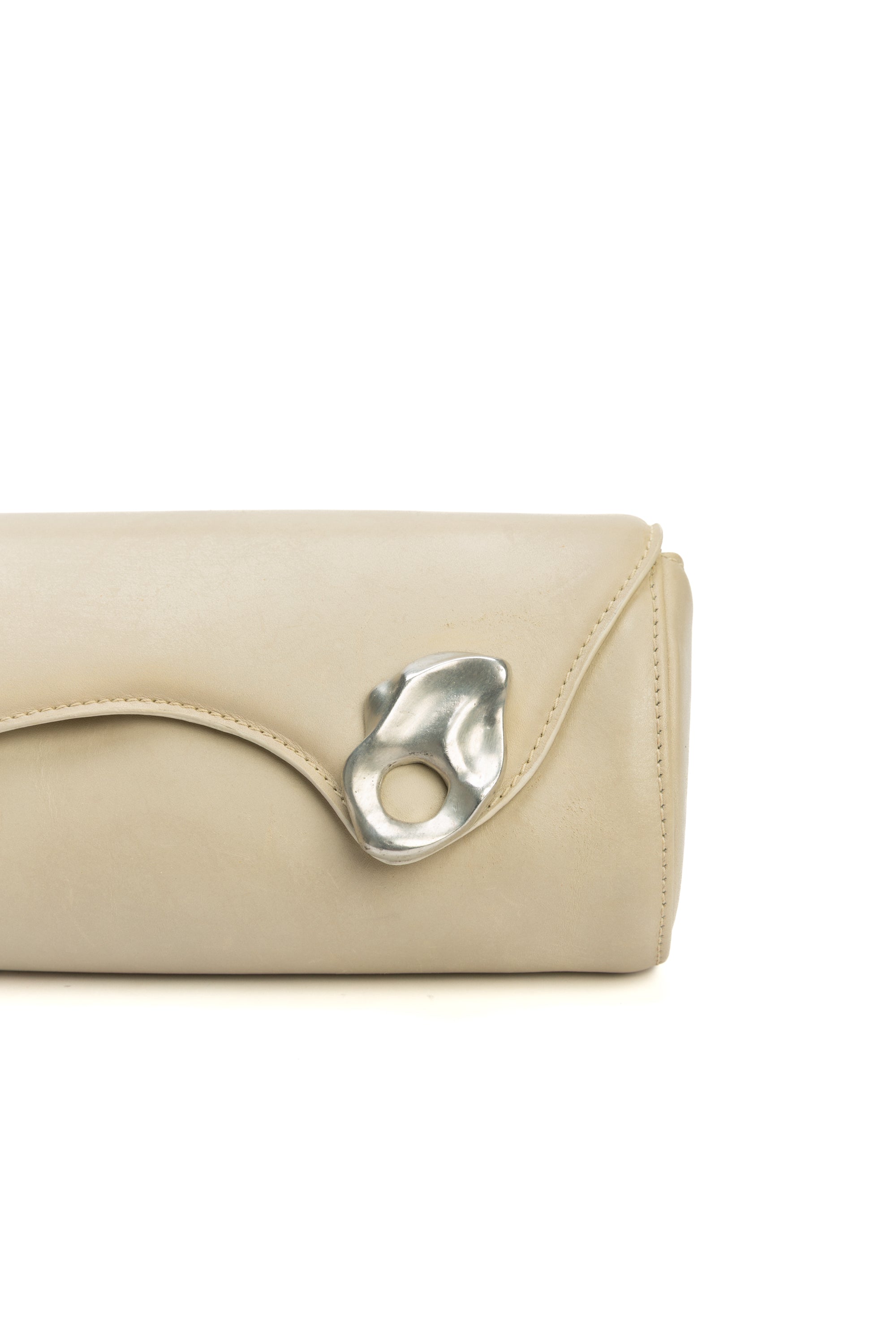 Clutch Ostión en Marfil