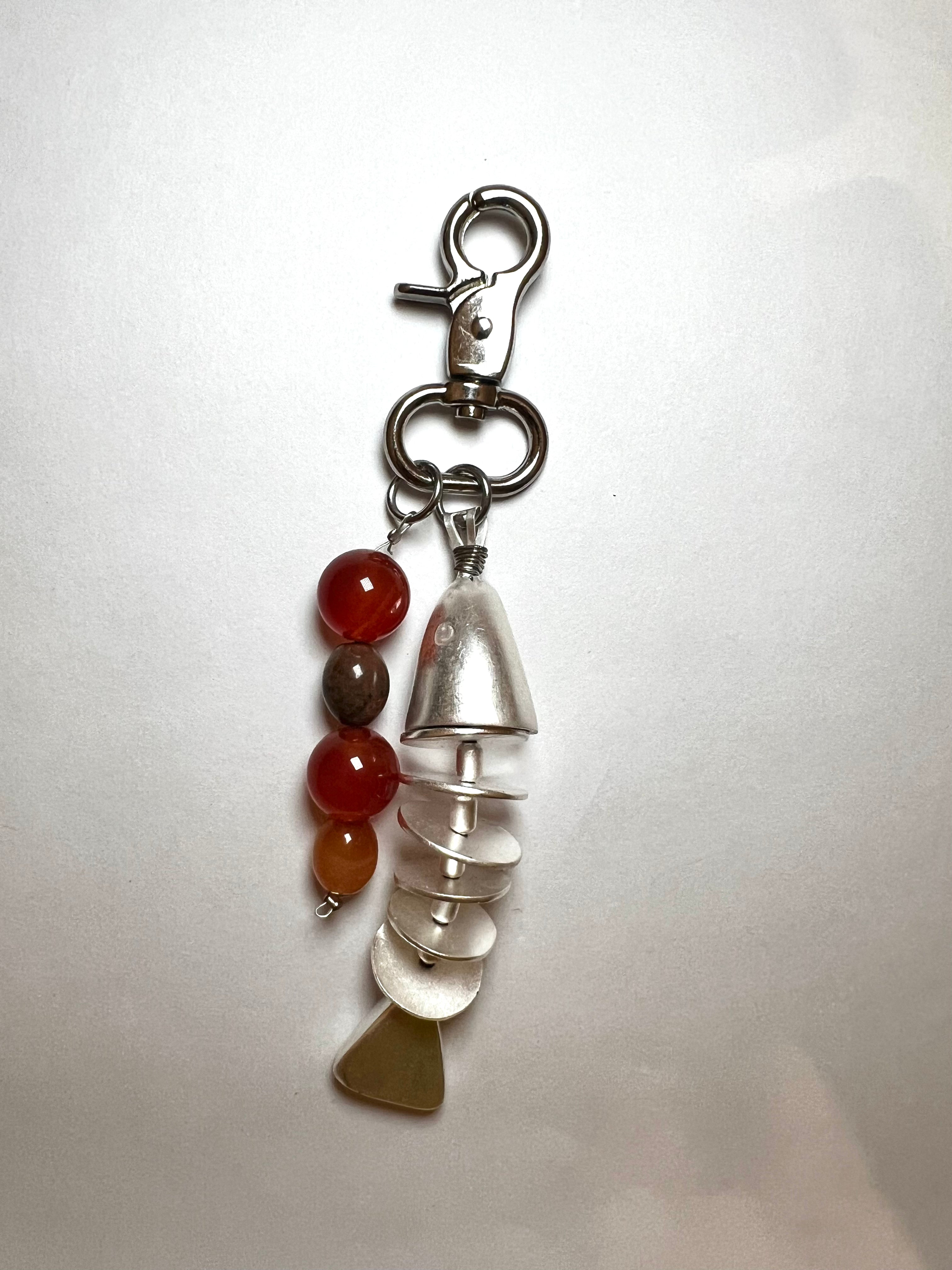 Cadena Brisa en Fish &amp; Cross