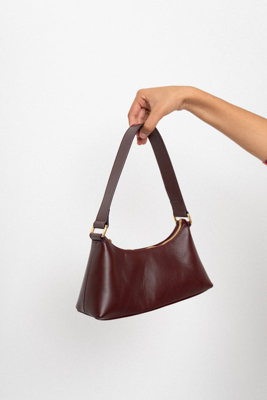 Explore Handcrafted Elegance with Juliet Bag Collection - Única Leathers